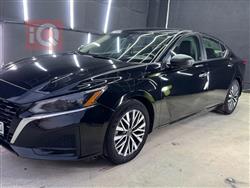 نيسان ألتيما